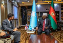 الصومال وبريطانيا تبحثان تعزيز التعاون الأمني والدفاعي الصومال وبريطانيا تبحثان تعزيز التعاون الأمني والدفاعي