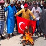 إحتجاجات تنديدًا بغارة تركية استهدفت الجنرال مهاد عبد الرحمن إحتجاجات تنديدًا بغارة تركية استهدفت الجنرال مهاد عبد الرحمن