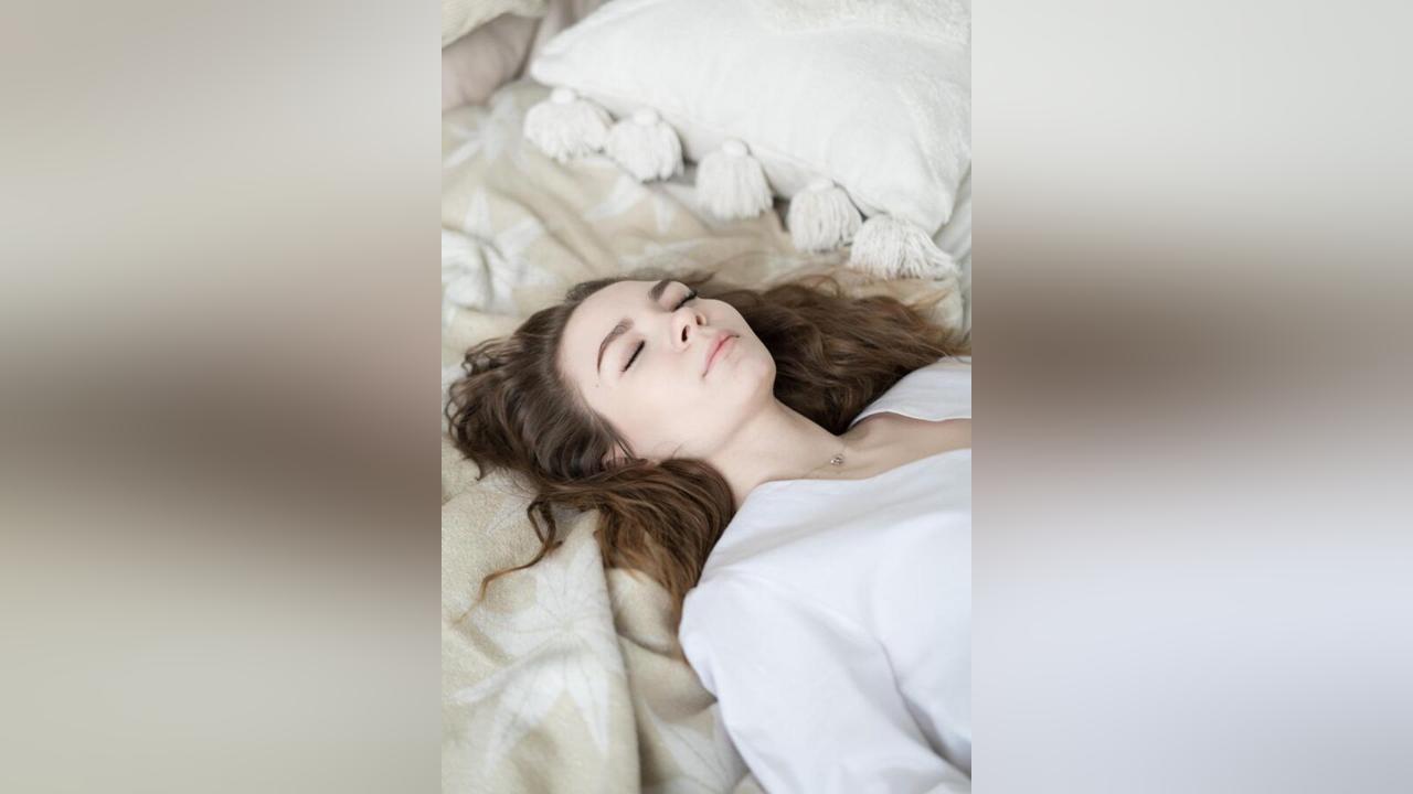 5 مؤشرات لإمكانية انقطاع التنفس أثناء النوم.. الجميع يشعر ببعضها
