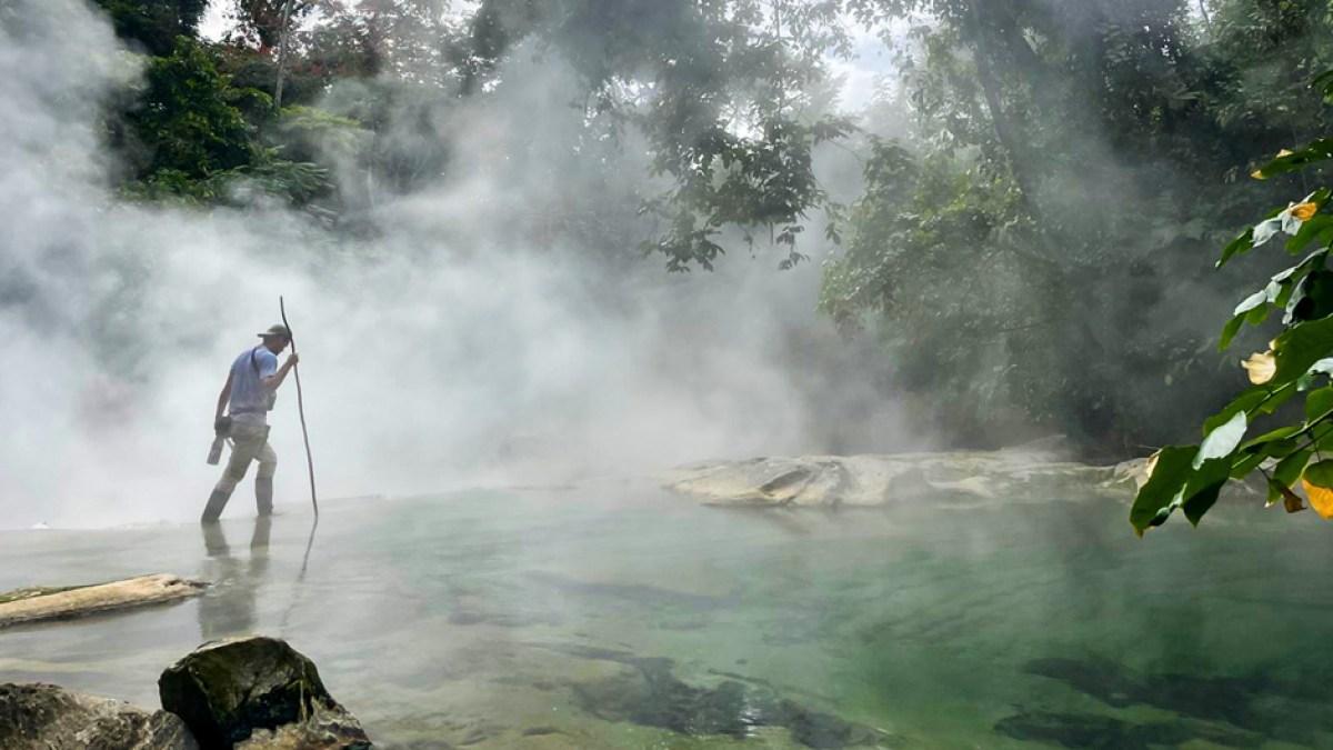 النهر المغلي بالأمازون وجهة سياحية وأعجوبة علمية غير مفسرة النهر المغلي بالأمازون وجهة سياحية وأعجوبة علمية غير مفسرة