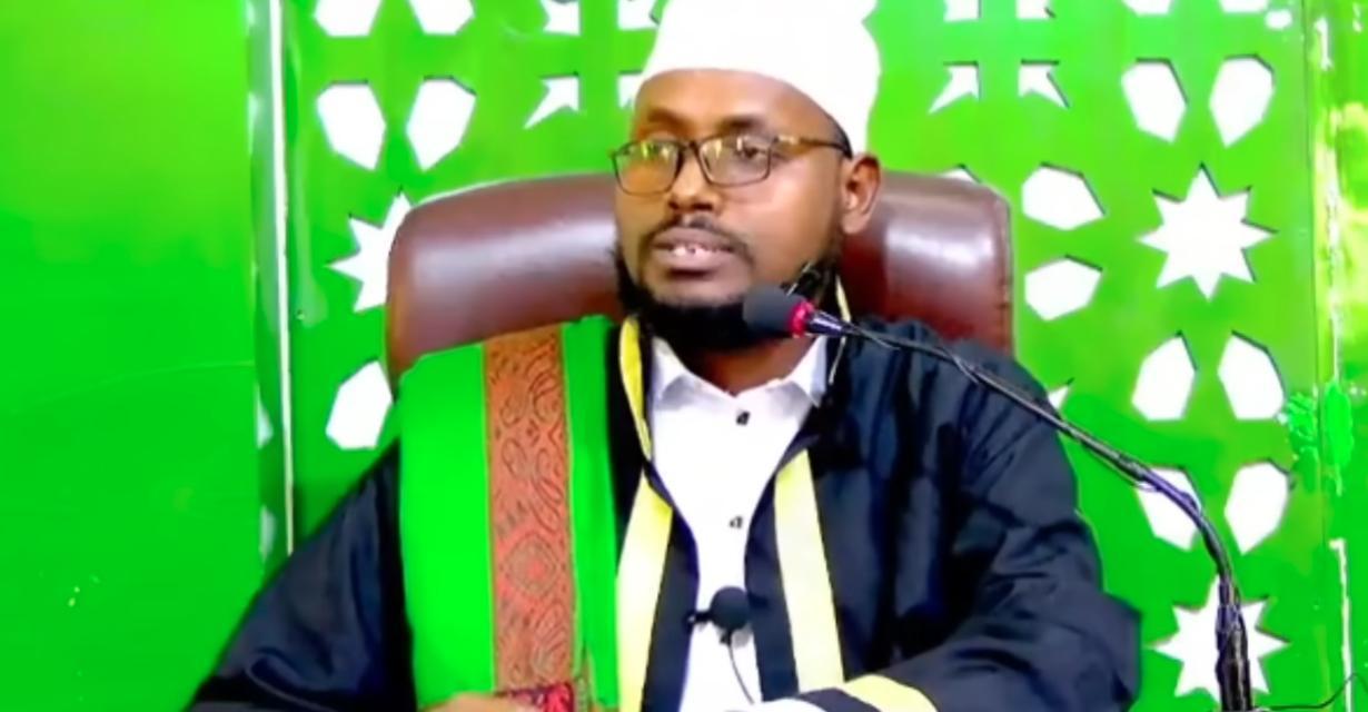 اعتقال داعية إسلامي بارز بعد انتقاده الاتفاقية مع إسرائيل اعتقال داعية إسلامي بارز بعد انتقاده الاتفاقية مع إسرائيل