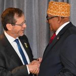 رئيس أرض الصومال يلتقي الرئيس الإسرائيلي في دافوس رئيس أرض الصومال يلتقي الرئيس الإسرائيلي في دافوس