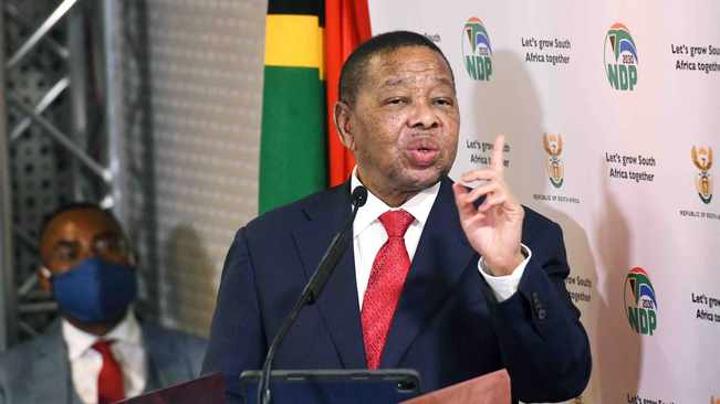 Nzimande extends registration of first-time university students for two weeks Nzimande extends registration of first-time university students for two weeks
