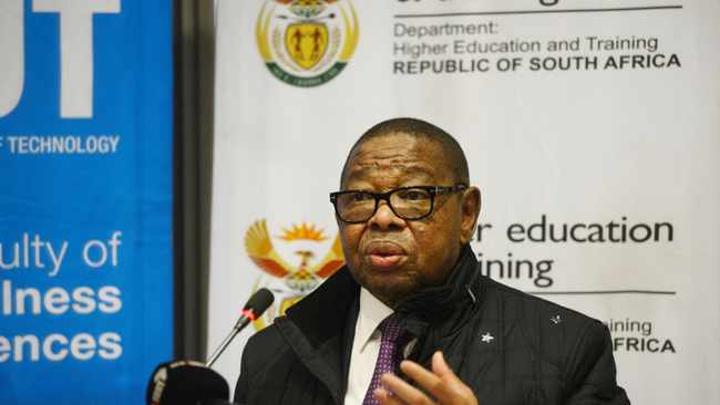 ’Minister we have no access to data for remote learning’ – students react ’Minister we have no access to data for remote learning’ – students react