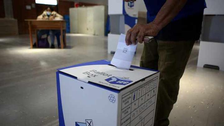 ANC, DA, and small parties are all gunning for SA’s metros ANC, DA, and small parties are all gunning for SA’s metros