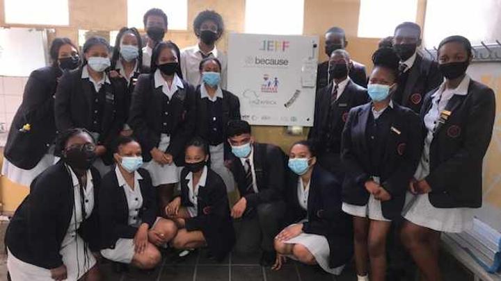 Livingstone high school fighting ‘period poverty’ with Sanitary towel vending machine Livingstone high school fighting ‘period poverty’ with Sanitary towel vending machine