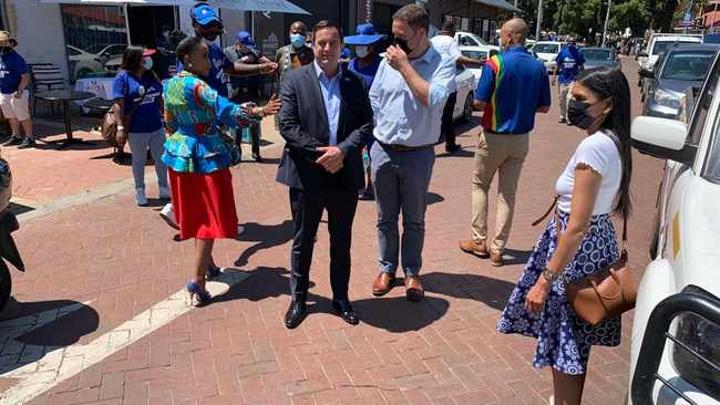 DA’s John Steenhuisen urges voters to shun ANC, EFF and independent candidates when casting their ballots DA’s John Steenhuisen urges voters to shun ANC, EFF and independent candidates when casting their ballots