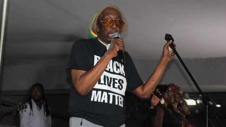 US-based muso Thomas ’Mukanya’ Mapfumo tours South Africa, calls for unity in Africa US-based muso Thomas ’Mukanya’ Mapfumo tours South Africa, calls for unity in Africa