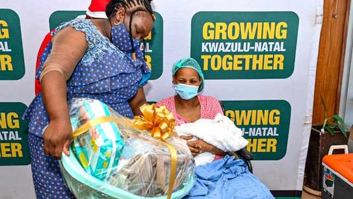 59 babies born on Christmas Day in KZN by 11am, the youngest mom is 16-years-old 59 babies born on Christmas Day in KZN by 11am, the youngest mom is 16-years-old