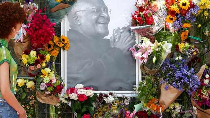 Archbishop Emeritus Desmond Tutu to lie in state from Thursday instead of only Friday Archbishop Emeritus Desmond Tutu to lie in state from Thursday instead of only Friday