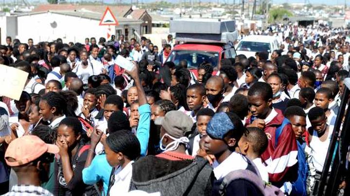Back to school: Frustration as pupils battle for places at Cape primary, high schools