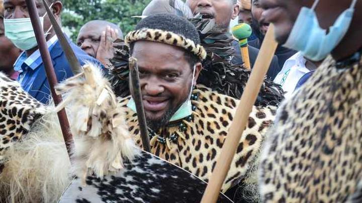 Zulu royal family feud: Willies Mchunu to meet both sides Zulu royal family feud: Willies Mchunu to meet both sides
