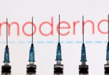 Moderna Covid-19 booster shot to be offered to some SA health workers Moderna Covid-19 booster shot to be offered to some SA health workers