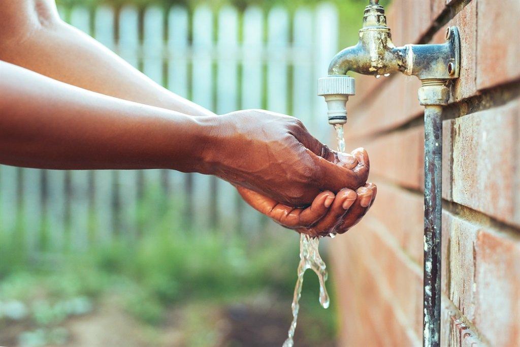 Water restrictions in Joburg continue to plague residents in high-lying areas