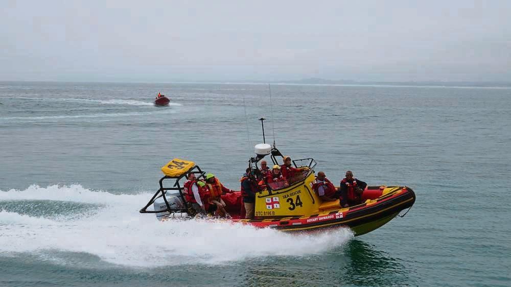 Body of missing teen girl found among pod of dolphins in Llandudno Body of missing teen girl found among pod of dolphins in Llandudno