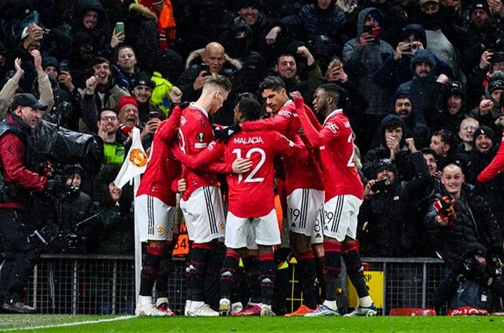 Battle to buy Man United heats up as Qatar banker, British billionaire prepare fresh bids Battle to buy Man United heats up as Qatar banker, British billionaire prepare fresh bids