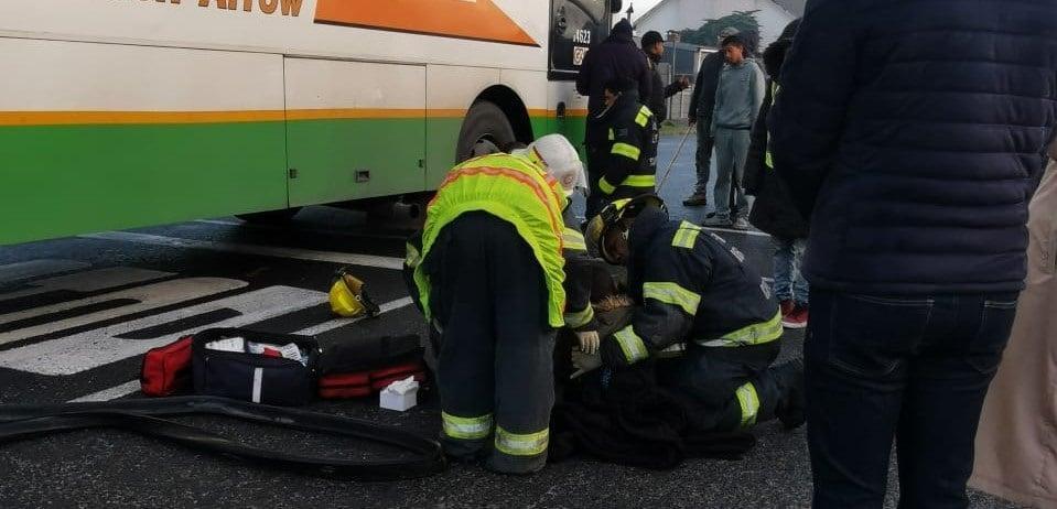 Two children injured after falling from emergency bus window in Kensington, Cape Town