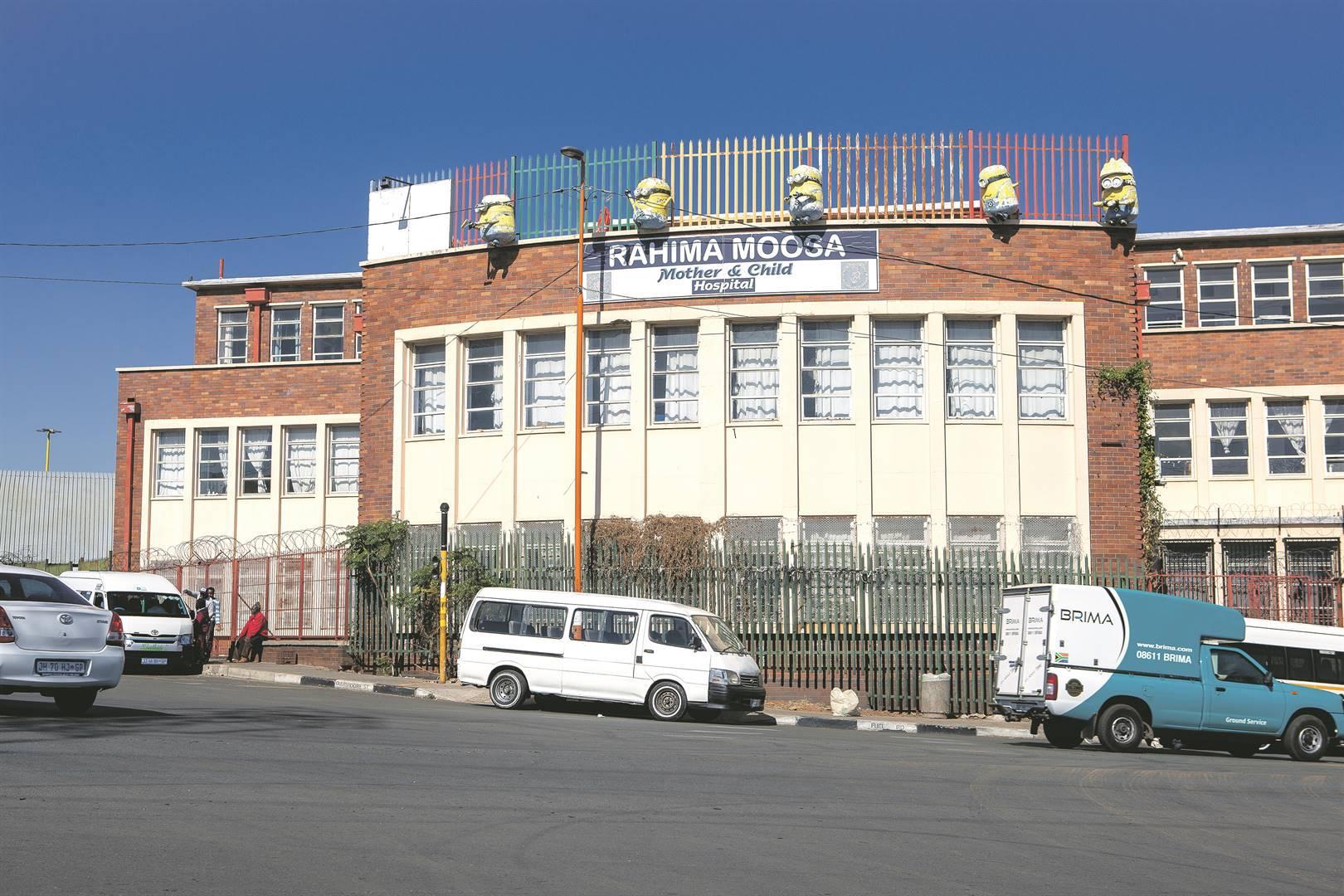 At this hospital in Gauteng, workers bring their own water