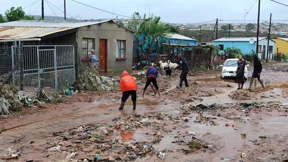 Kubayi, Nkadimeng assessing EC flood damage as govt mulls state of ...