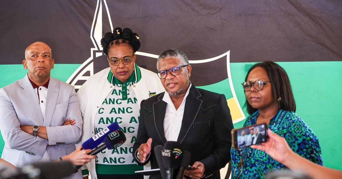 Minister Attributes SA's Water Issues to Unfinished Projects Minister Attributes SA's Water Issues to Unfinished Projects