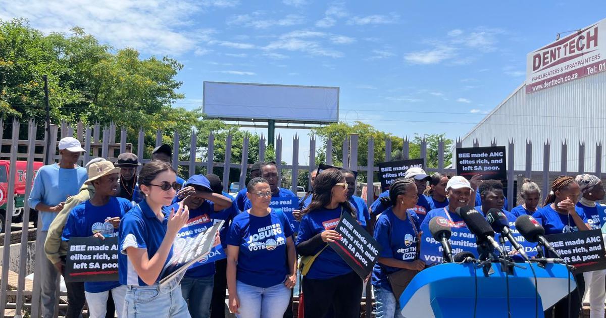 DA Asserts Poor Thrive in Its Municipalities Amid BEE Billboard DA Asserts Poor Thrive in Its Municipalities Amid BEE Billboard
