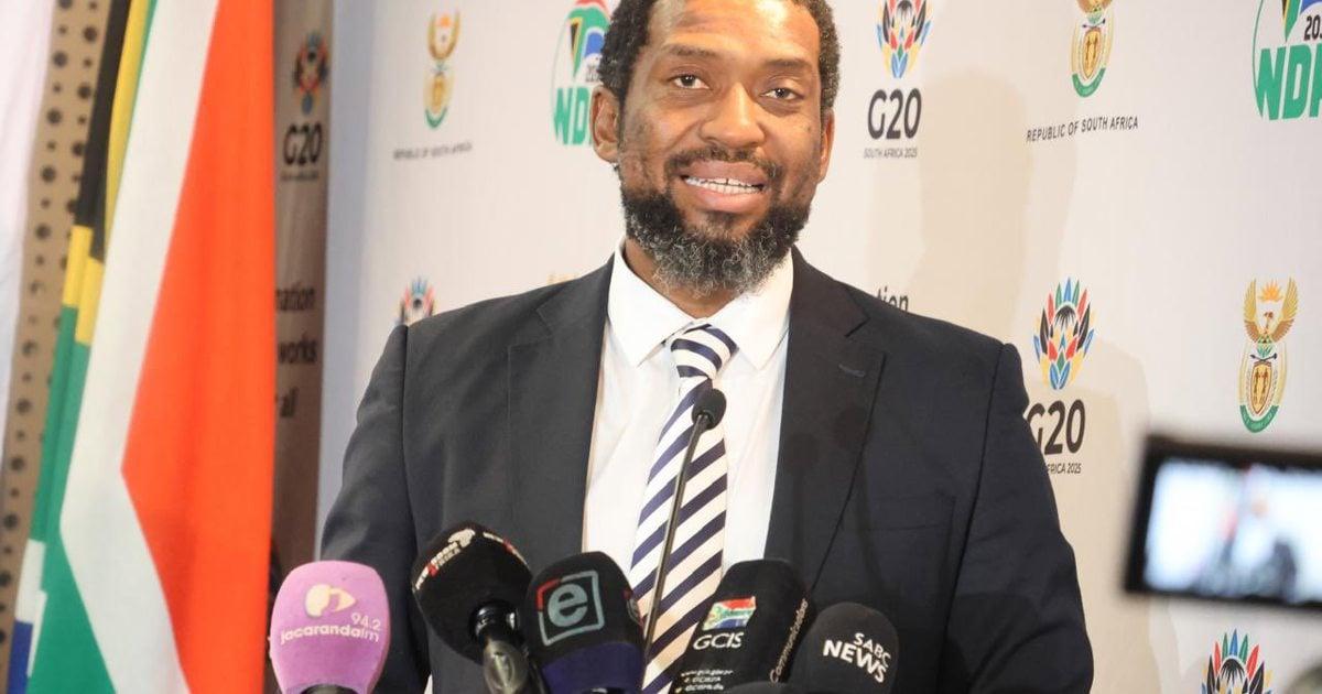 Manamela Announces Draft Regulations for Higher Education Manamela Announces Draft Regulations for Higher Education