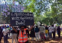 Activists Urge Politicians to Support Frustrated Residents Activists Urge Politicians to Support Frustrated Residents