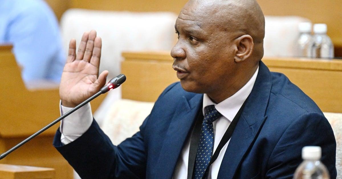 General Mkhwanazi 'a very close friend', Nkabinde tells MPs General Mkhwanazi 'a very close friend', Nkabinde tells MPs