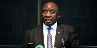 Ramaphosa joins CEO-City clean-up effort in Kliptown Ramaphosa joins CEO-City clean-up effort in Kliptown