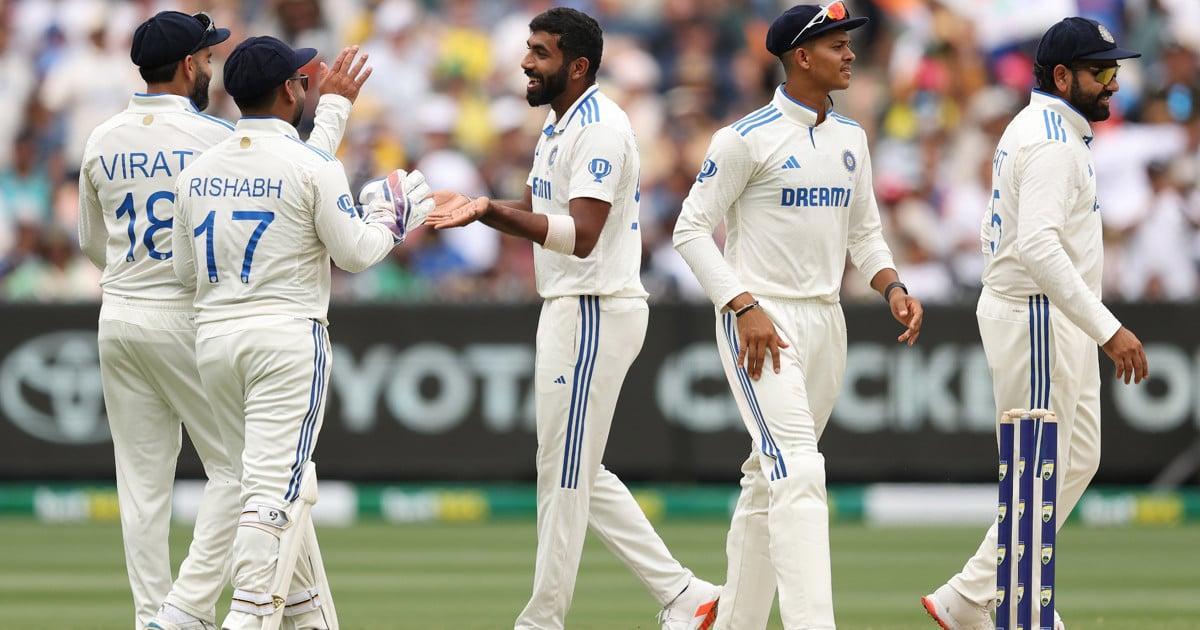 India close in on lead despite South African strikes India close in on lead despite South African strikes