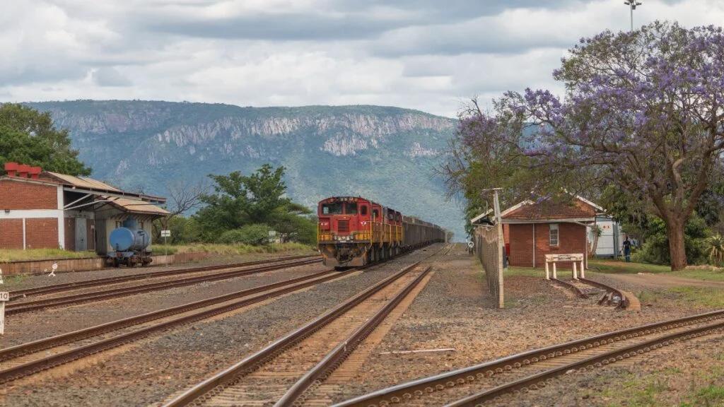 South Africa Acquires 46 Trains From New Zealand South Africa Acquires 46 Trains From New Zealand