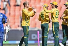 South Africa Defeats Afghanistan in T20 Super Over Thriller South Africa Defeats Afghanistan in T20 Super Over Thriller