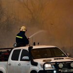 Crews Battle Dual Veld Fires in Western Cape Crews Battle Dual Veld Fires in Western Cape