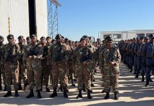 SANDF troops make way through gang-ridden areas in Cape Town SANDF troops make way through gang-ridden areas in Cape Town
