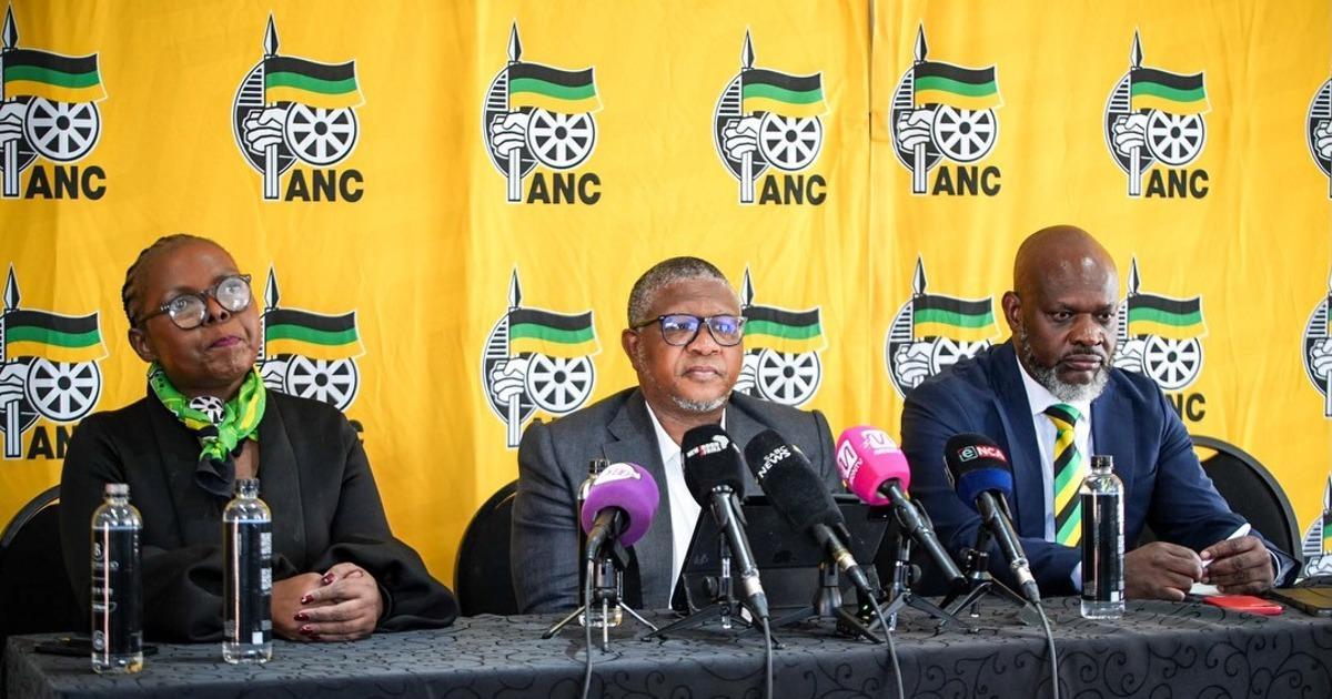 Mbalula Calls SACP Election Bid Water Under the Bridge Mbalula Calls SACP Election Bid Water Under the Bridge