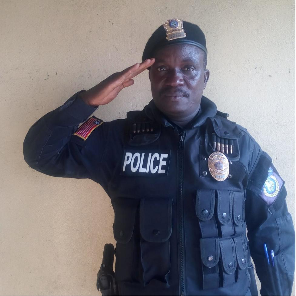 Liberia: Junior Student of Starz University Expresses Fear for His Life after Allegedly Being Robbed and Assaulted by Police Officer Liberia: Junior Student of Starz University Expresses Fear for His Life after Allegedly Being Robbed and Assaulted by Police Officer