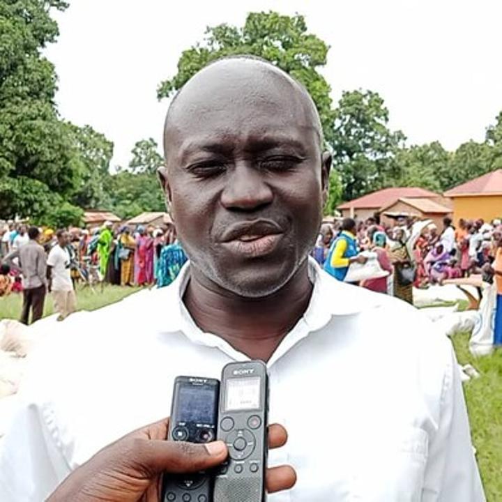 Over 100 HIV-infected persons receive seeds in Yambio Over 100 HIV-infected persons receive seeds in Yambio