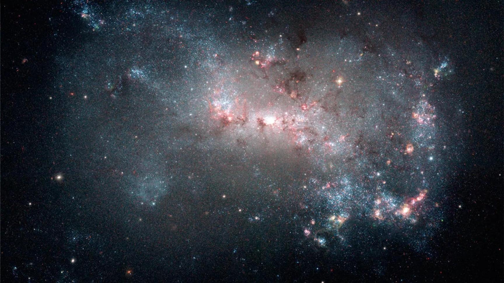 Hubble Telescope Uncovers Protective Secrets of Two Dwarf Galaxies Hubble Telescope Uncovers Protective Secrets of Two Dwarf Galaxies