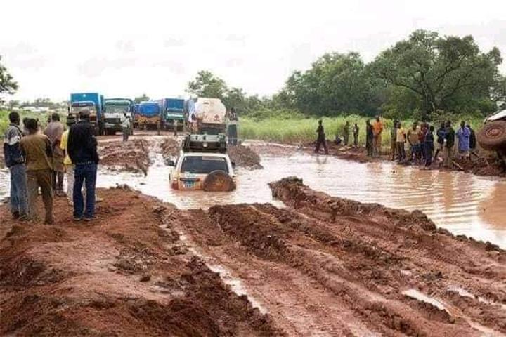 Roads minister “sorry” for bad roads Roads minister “sorry” for bad roads