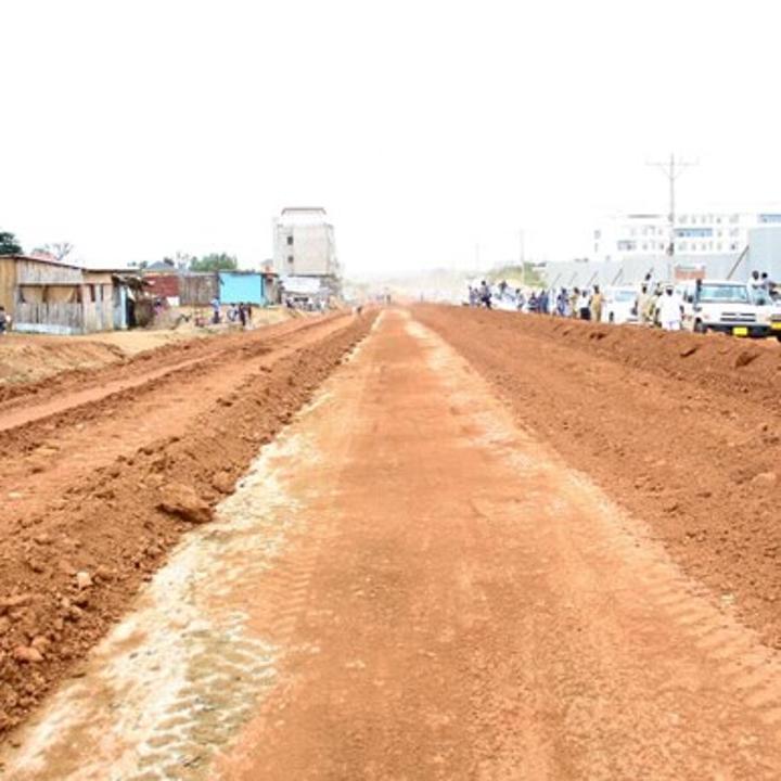 Governor Adil orders Juba mayor to demolish buildings on road reserves Governor Adil orders Juba mayor to demolish buildings on road reserves