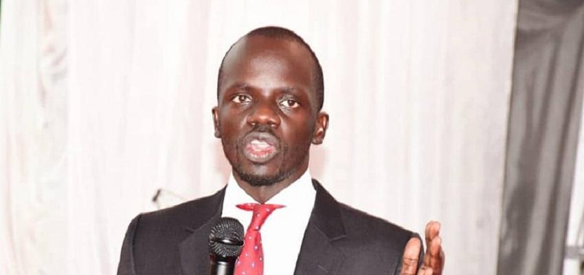 Oil minister Puot Kang ‘locked out’ of J-1 meeting for ‘causing problems’ between Khartoum and Juba Oil minister Puot Kang ‘locked out’ of J-1 meeting for ‘causing problems’ between Khartoum and Juba