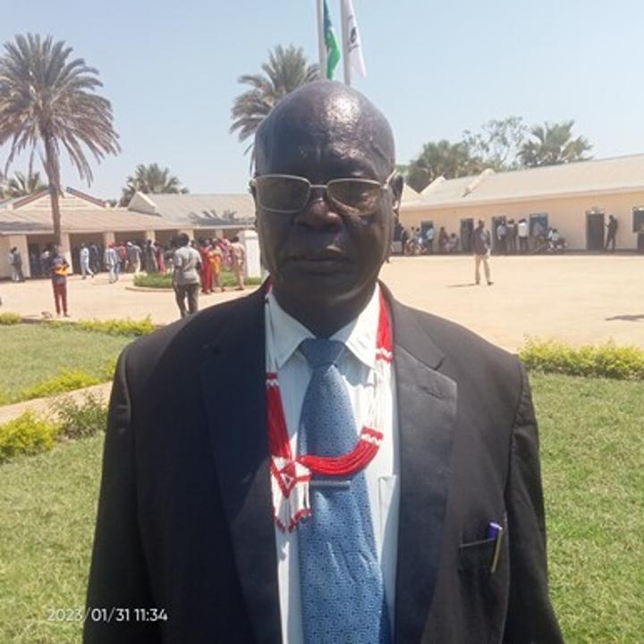 N. Bahr el Ghazal governor swears in new Aweil mayor, deputy N. Bahr el Ghazal governor swears in new Aweil mayor, deputy