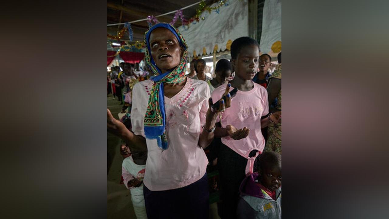 South Sudanese citizens hope for peace ahead of Pope's visit South Sudanese citizens hope for peace ahead of Pope's visit