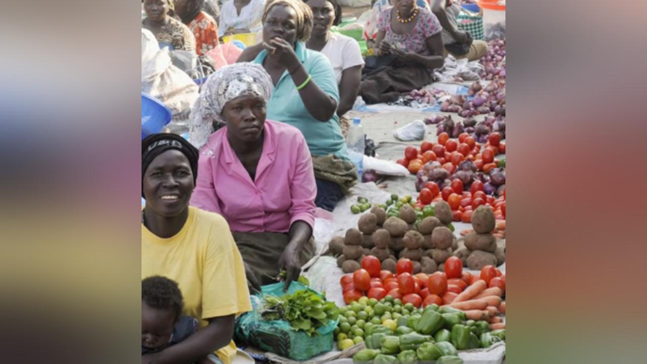 Bor women market vendors decry ejection from Marol market Bor women market vendors decry ejection from Marol market