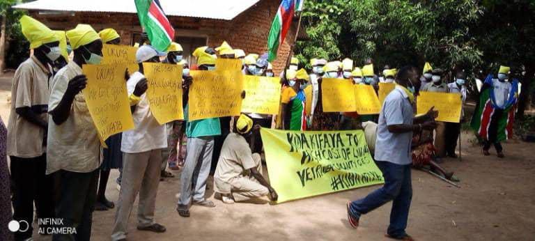 “Hungry” Yei IDPs protest high cost of living “Hungry” Yei IDPs protest high cost of living