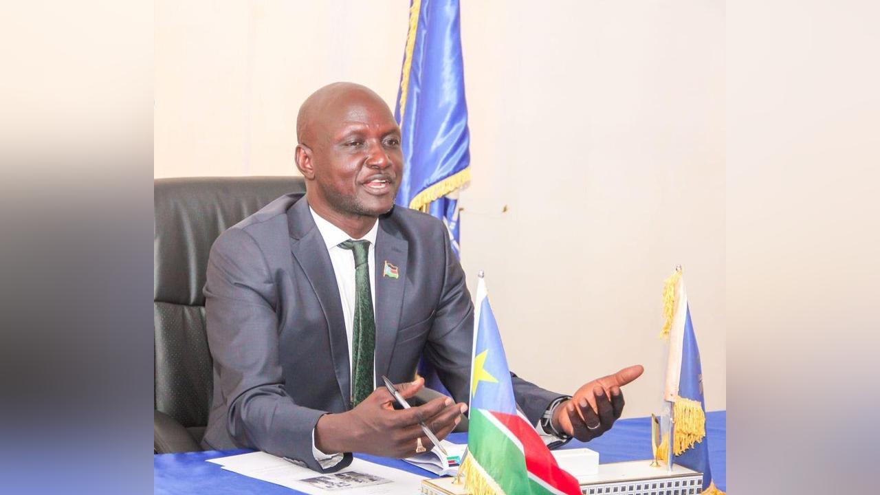 Governor Odhok downplays alleged threats of militias attack, beefs up security, says Malakal is safe Governor Odhok downplays alleged threats of militias attack, beefs up security, says Malakal is safe