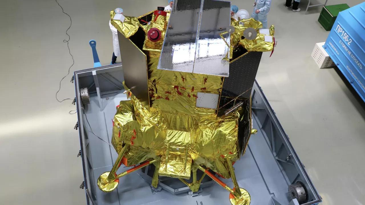 Russia's Luna-25 Module Corrects Trajectory Before Landing on Moon Russia's Luna-25 Module Corrects Trajectory Before Landing on Moon