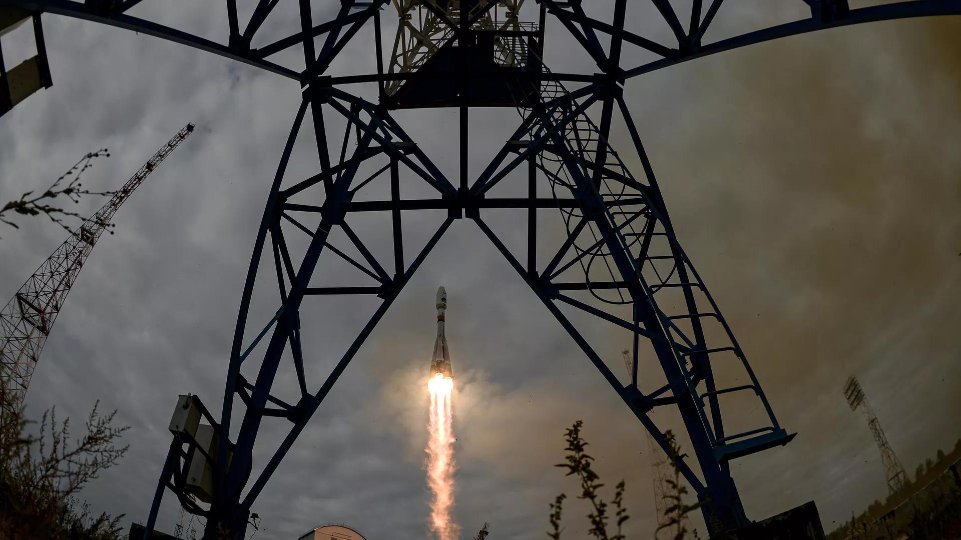 Speed Equipment Failure May Be Behind Crash of Russia's Luna-25 Moon Mission - Source Speed Equipment Failure May Be Behind Crash of Russia's Luna-25 Moon Mission - Source