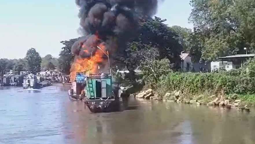 Juba-based port denies responsibility in boat fire Juba-based port denies responsibility in boat fire