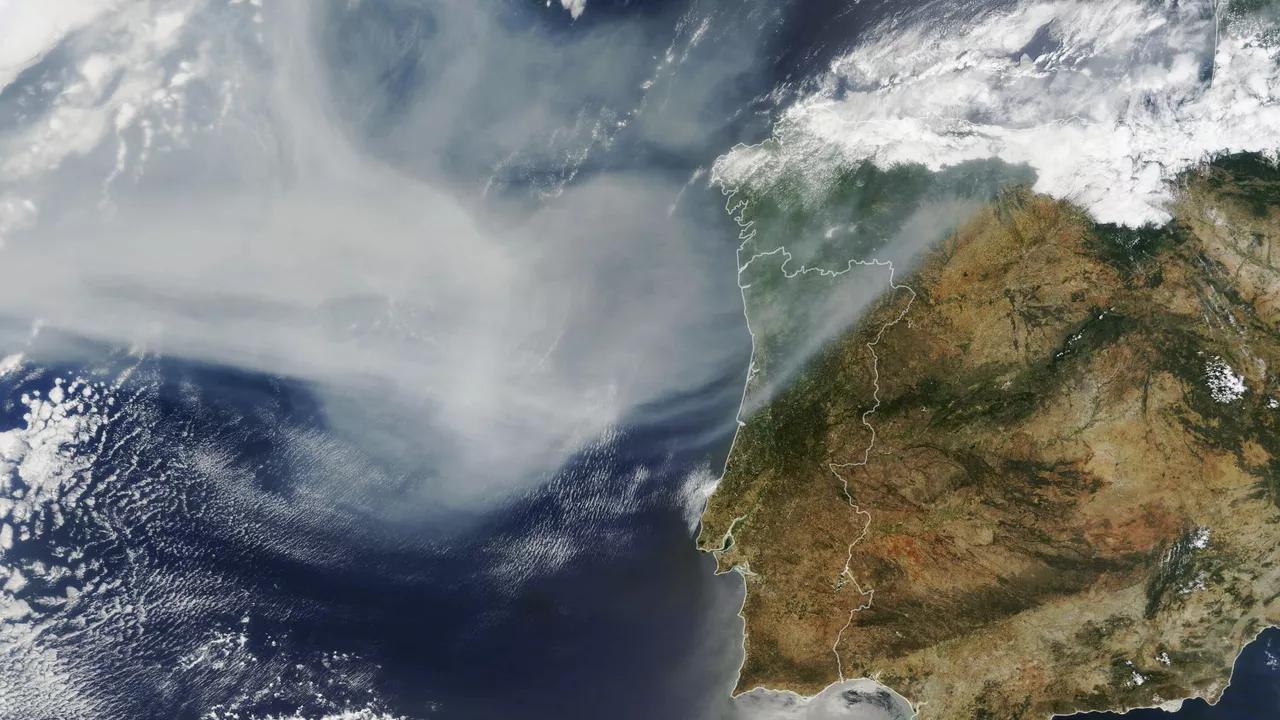 Wildfire Smoke Remains Inside Homes Long After Blazes Break Out, Study Finds Wildfire Smoke Remains Inside Homes Long After Blazes Break Out, Study Finds